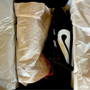 New in box peloton cycle shoes womens US 8 (size 39)